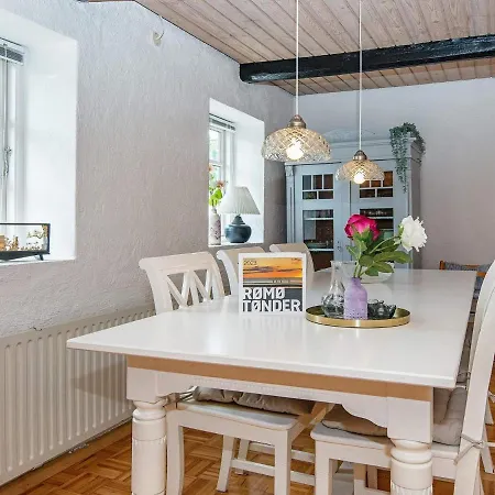 8 Person Holiday In H Jer Hojer